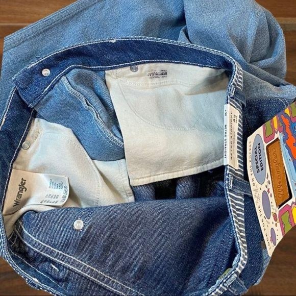 Wrangler X Peter Max Jeans - Picture 8 of 13